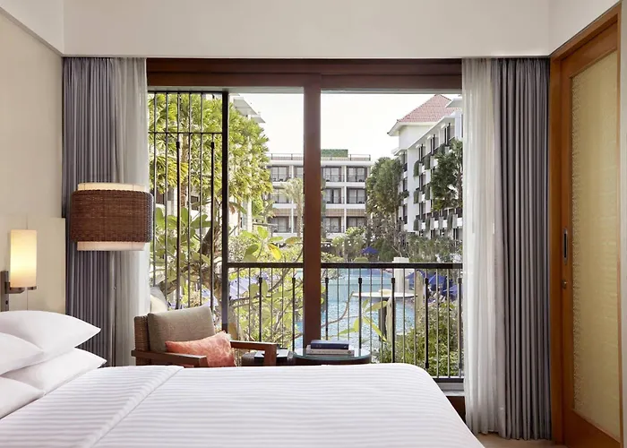 Courtyard By Marriott Bali Resort 5*