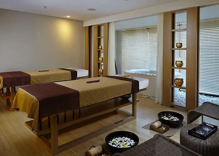 Courtyard By Marriott Bali 5*