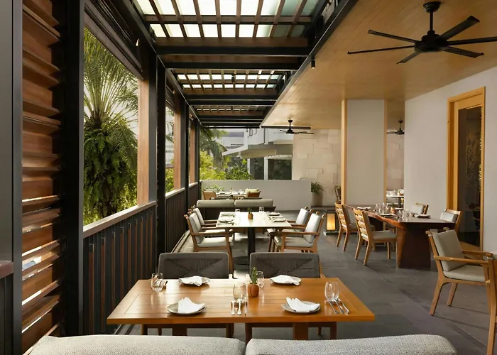 Courtyard By Marriott Bali